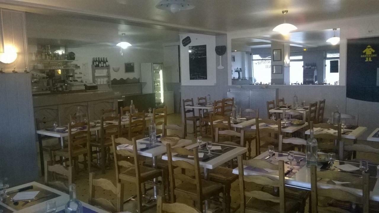 Le Breton Hotel Basse-Indre Buitenkant foto